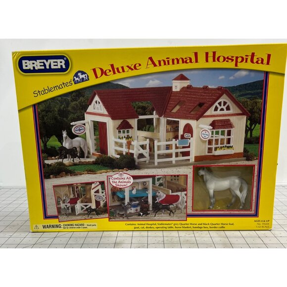 Breyer Stablemates Deluxe Animal Hospital Set (1:32 Scale) New NIB No. 59204 - Picture 1 of 9